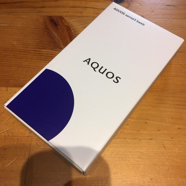 AQUOS(アクオス)の新品 SIMフリー AQUOS sense3 basic カッパー  スマホ/家電/カメラのスマートフォン/携帯電話(スマートフォン本体)の商品写真