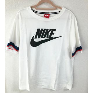 ナイキ(NIKE)のNIKE Tシャツ(Tシャツ(半袖/袖なし))