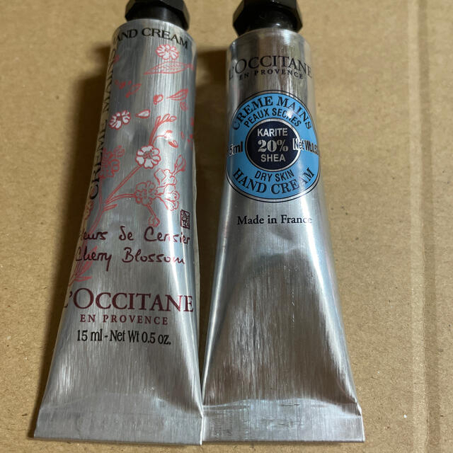 L'OCCITANE(ロクシタン)のロクシタンハンドクリーム•チェリーブロッサム15ml格1本ずつ2本セット コスメ/美容のボディケア(ハンドクリーム)の商品写真