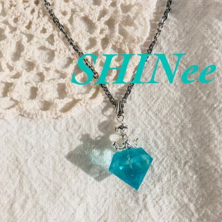 シャイニー(SHINee)のSHINee応援ペンダントトップ(アイドルグッズ)