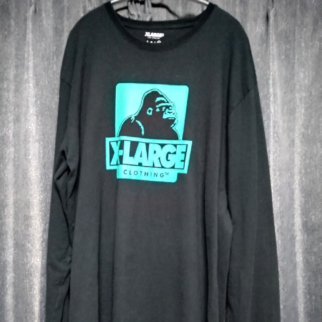 XLARGE(エクストララージ)のX-LARGE エクストララージ　黒 XL 送料込　長袖Tシャツ　 メンズのトップス(Tシャツ/カットソー(七分/長袖))の商品写真