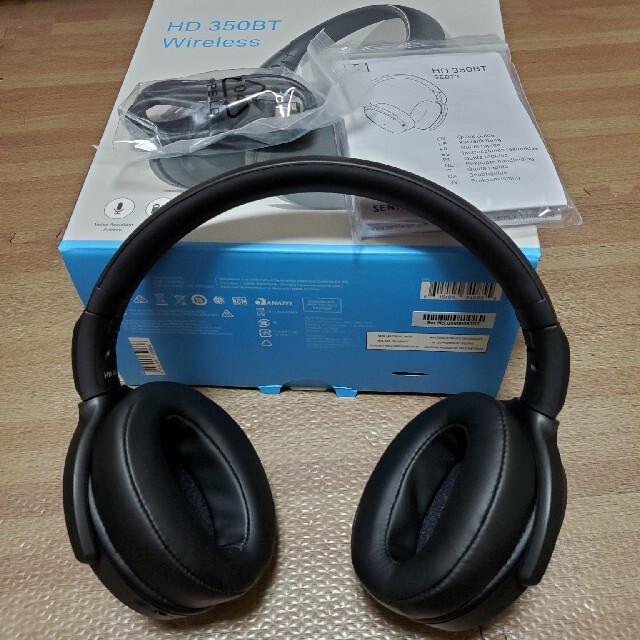 HOT定番SENNHEISER SENNHEISER HD 350BT Wireiessの通販 by ランディ's  shop｜ゼンハイザーならラクマヘッドフォン/イヤフォン