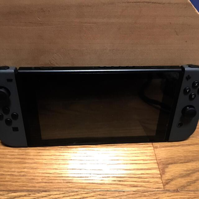 Nintendo Switch 本体、Joy-Conグレー