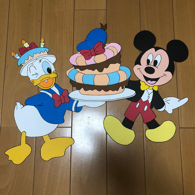 壁面飾り　ドナルドとミッキーの誕生日壁面 ハンドメイドのパーティー(その他)の商品写真