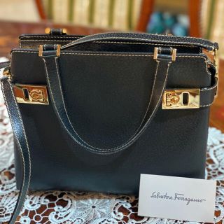 サルヴァトーレフェラガモ(Salvatore Ferragamo)のフェラガモバック　正規品(ハンドバッグ)