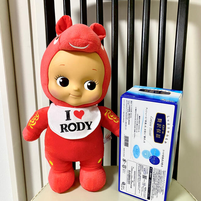 キユーピー(キユーピー)のキューピー✖️RODY   赤 エンタメ/ホビーのおもちゃ/ぬいぐるみ(ぬいぐるみ)の商品写真