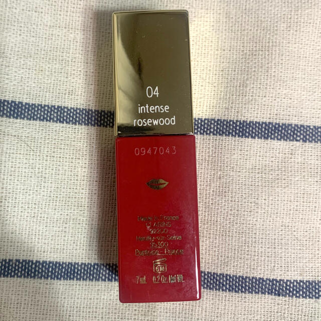 CLARINS(クラランス)のクラランス　リップコンフォートオイルインテンス　04ローズウッド コスメ/美容のベースメイク/化粧品(口紅)の商品写真