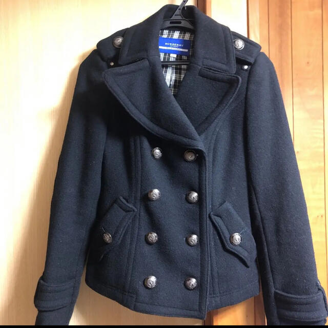 BURBERRY BLUE LABEL(バーバリーブルーレーベル)のBurberry ブルーレーベル　Pコート レディースのジャケット/アウター(ピーコート)の商品写真