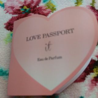 ラブパスポート(Love Passport)のLoveパスポート♥it シュガリーアップル(香水(女性用))