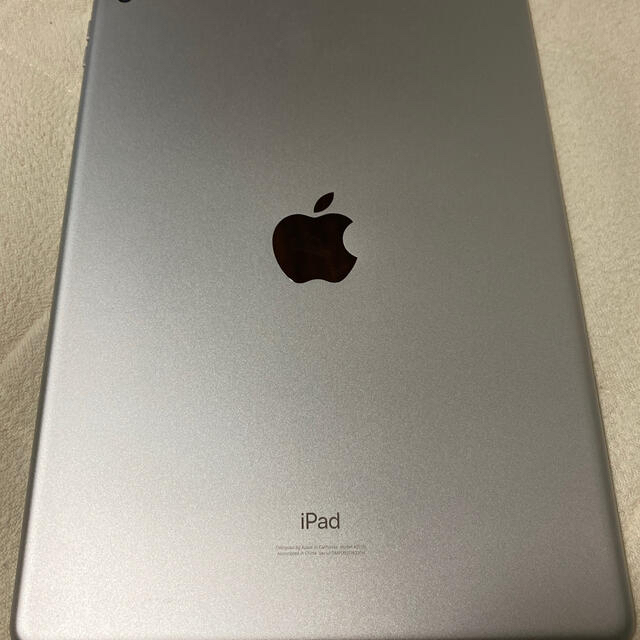 Apple iPad 10.2インチ 第8世代 128GB 2020年 3
