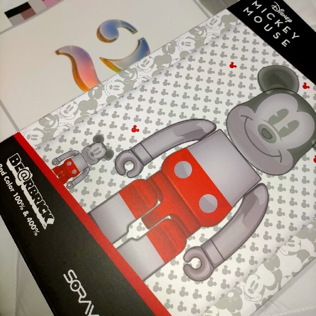 MEDICOM TOY(メディコムトイ)のBE@RBRICK FUTURE MICKEY (2nd) 100% 400% エンタメ/ホビーのフィギュア(その他)の商品写真