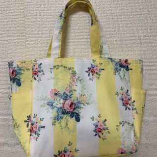 ローラアシュレイ(LAURA ASHLEY)のローラアシュレイ 保冷機能付きバッグ(ハンドバッグ)