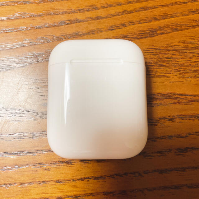 Apple エアポッズ　AirPods シリーズ2のサムネイル