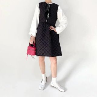 ザラ(ZARA)のnugu キルティング　フレアー　ワンピース(ひざ丈ワンピース)