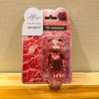 アベイシングエイプ(A BATHING APE)の新品 BE@RBRICK × AgingBeef 100% 10周年(その他)