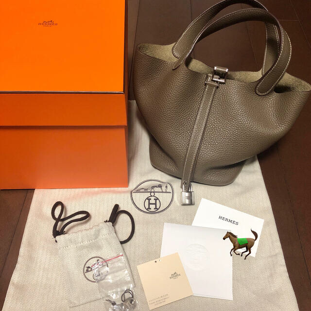 Hermes(エルメス)の【Hermes】エルメス🐎ピコタンロックPM　エトゥープ　シルバー金具 レディースのバッグ(ハンドバッグ)の商品写真