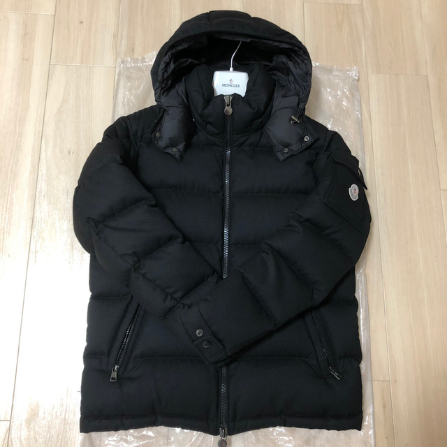 専用美品　モンクレール　モンジュネーブル　MONCLER  サイズ４　ブラック