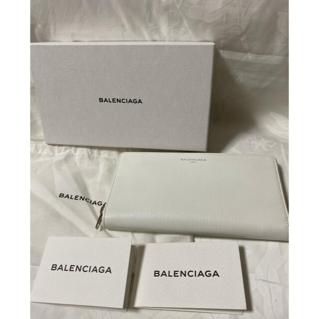 年末売り尽くしセール！BALENCIAGA バレンシアガ ESSENTIAL約160g仕様