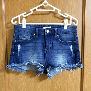 エイチアンドエム(H&M)のH&M フリンジデニムショートパンツ(ショートパンツ)