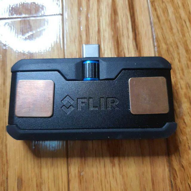 FLIR ONE Pro for android（Type-C) 赤外線カメラ スマホ/家電/カメラのカメラ(その他)の商品写真