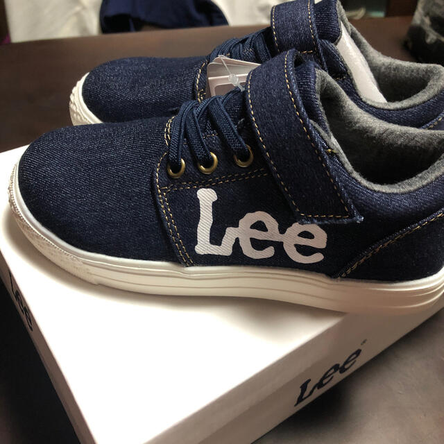 Lee(リー)のLee 19cm 子供靴　新品未使用 キッズ/ベビー/マタニティのキッズ靴/シューズ(15cm~)(スニーカー)の商品写真