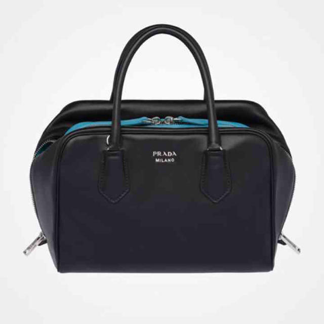 国内最安値! PRADA - 新品。PRADA INSIDE BAG ハンドバッグ 国内最安値! PRADA - 新品。PRADA INSIDE BAG ハンドバッグ