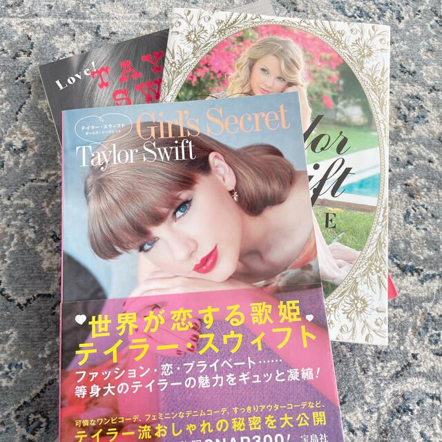 テイラースウィフト Taylor Swift ファッションスタイルブック フォトの通販 By 必ず自己紹介読んだ上でのお取引お願いします ラクマ テイラースウィフト Taylor Swift ファッションスタイルブック フォトの通販 By 必ず自己紹介読んだ上でのお取引お願いします ラクマ