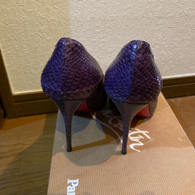 Christian Louboutin(クリスチャンルブタン)の【新品未使用】Christian Louboutin パンプス レディースの靴/シューズ(ハイヒール/パンプス)の商品写真