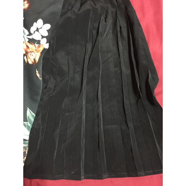 EMODA(エモダ)のプリーツ切り替えフラワースカート レディースのスカート(ひざ丈スカート)の商品写真