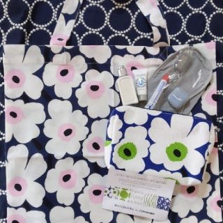 マリメッコ(marimekko)のmarimekko フィンエアー ファブリックバッグ&アメニティポーチセット(トートバッグ)