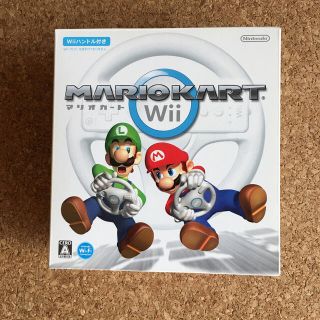 ウィー(Wii)のマリオカートWii ソフト&ハンドル付き(家庭用ゲームソフト)