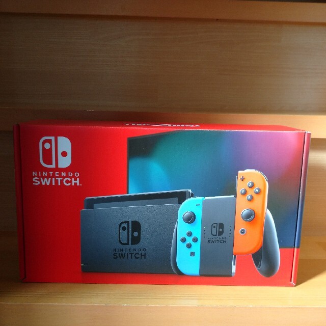 ニンテンドー　スイッチ　Nintendo Switch 本体　ネオン