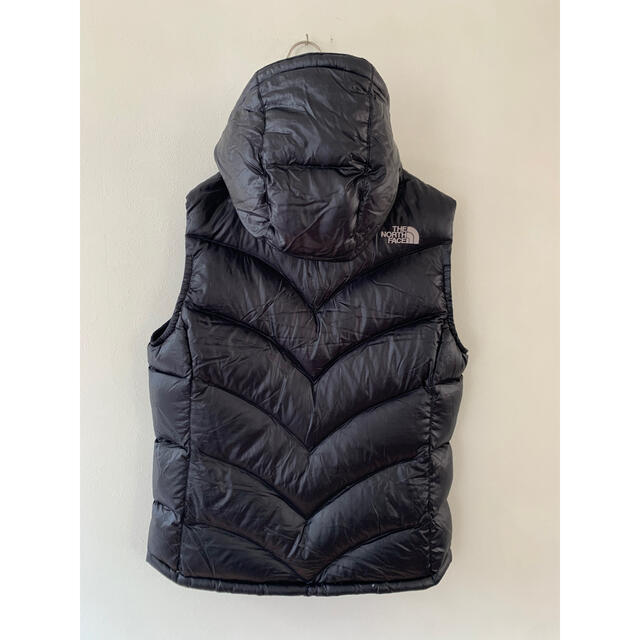 THE NORTH FACE(ザノースフェイス)の専用　⭐︎美品⭐︎ ノースフェイス  フードダウンベスト　レディース600フィル レディースのジャケット/アウター(ダウンジャケット)の商品写真