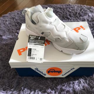 リーボック(Reebok)のreebokインスタポンプフュ-リ-OG     スカイグレー／ホワイト25.0(スニーカー)