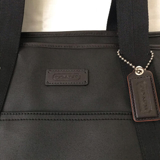 COACH(コーチ)の未使用　ポーチ付きコーチバック メンズのバッグ(ショルダーバッグ)の商品写真