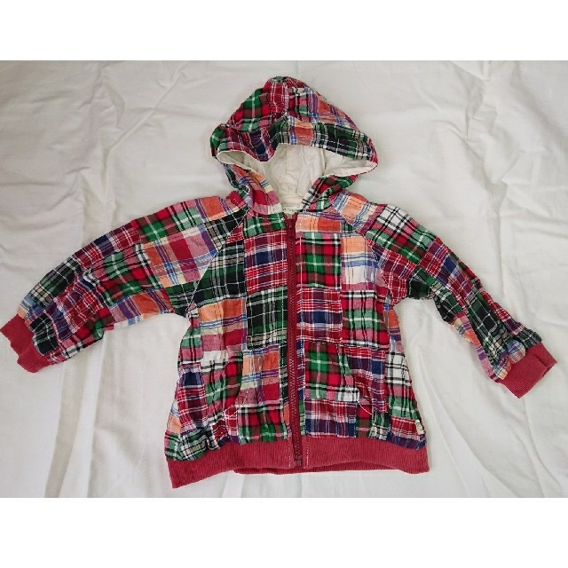 BEAMS(ビームス)のBEAMS mini マドラスチェック パーカー キッズ/ベビー/マタニティのキッズ服男の子用(90cm~)(ジャケット/上着)の商品写真