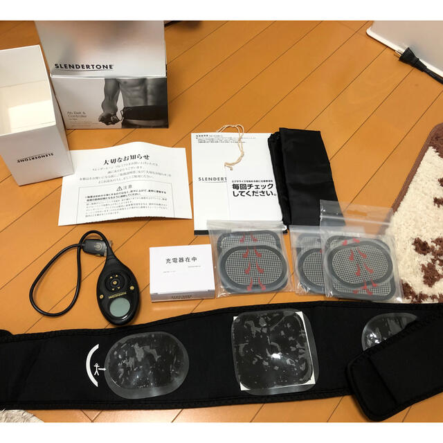 EMS(イームス)のスレンダートーン　SLENDERTONE コスメ/美容のダイエット(エクササイズ用品)の商品写真