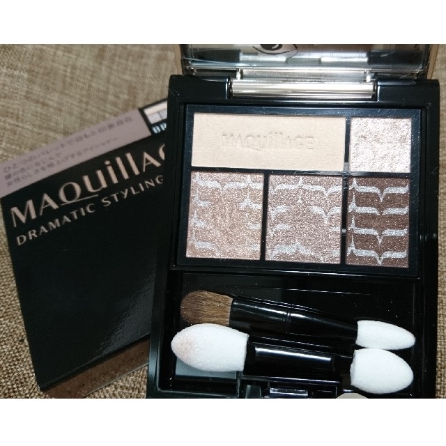 MAQuillAGE(マキアージュ)の☆もふもふ様専用☆MAQuillAGEドラマティックスタイリングアイズ コスメ/美容のベースメイク/化粧品(アイシャドウ)の商品写真