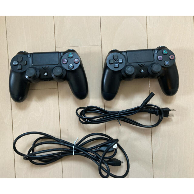 SONY PlayStation4 本体&コントローラー4つ&ソフト2本