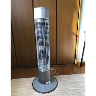 コイズミ(KOIZUMI)のコイズミ遠赤外線電気ストーブ(電気ヒーター)