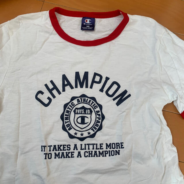 Champion(チャンピオン)のchampion Tシャツ　半袖 キッズ/ベビー/マタニティのキッズ服女の子用(90cm~)(Tシャツ/カットソー)の商品写真