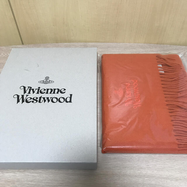 Vivienne Westwood(ヴィヴィアンウエストウッド)のヴィヴィアン　マフラー レディースのファッション小物(マフラー/ショール)の商品写真