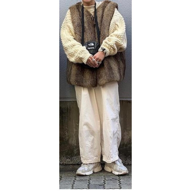 Barbour(バーブァー)のバブアー ブラウンボアライナーベスト メンズのジャケット/アウター(その他)の商品写真