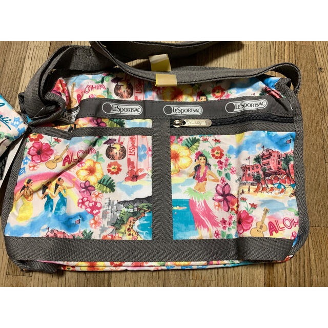 LeSportsac(レスポートサック)のレスポートサック　アロハドリーム　新品 レディースのバッグ(ショルダーバッグ)の商品写真