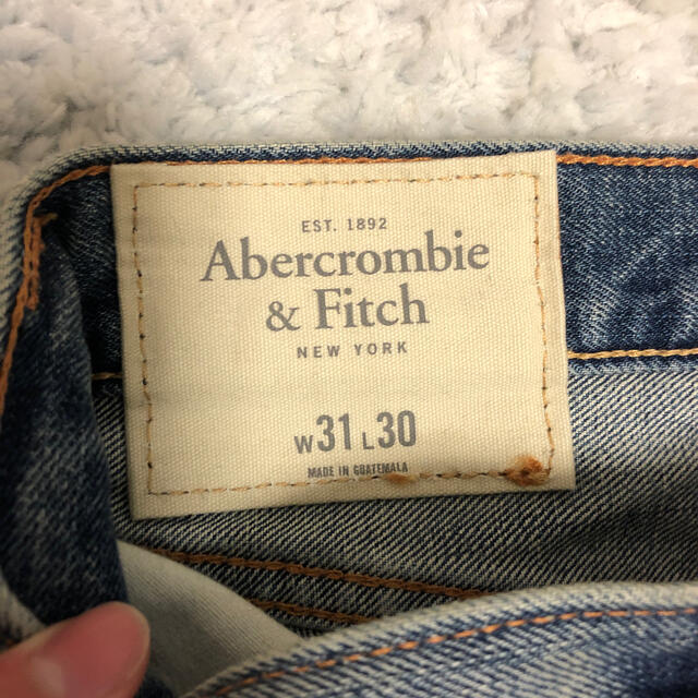 Abercrombie&Fitch(アバクロンビーアンドフィッチ)の〈期間限定価格〉Abercrombie&Fitch ジーパン メンズのパンツ(デニム/ジーンズ)の商品写真