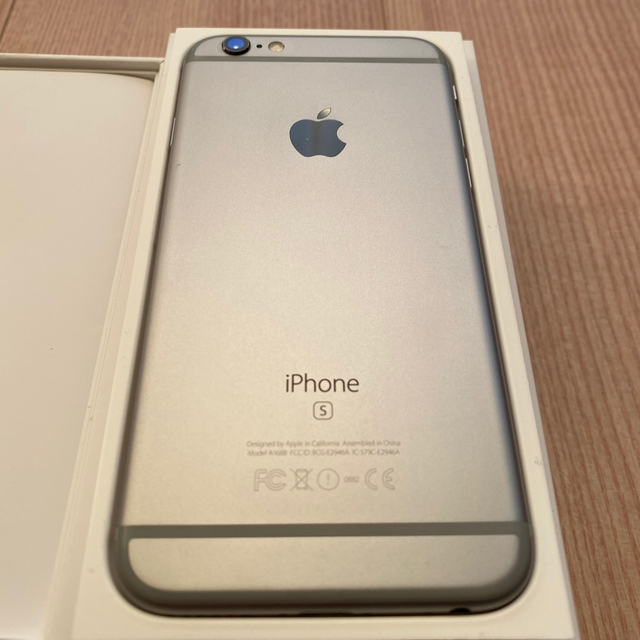 【箱・付属品付き】iPhone 6s 32GB SIMフリー スペースグレー 1