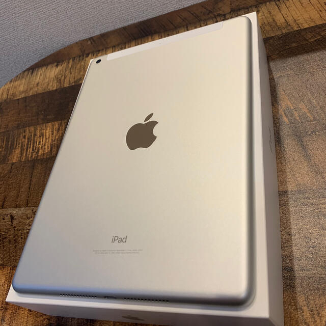 超美品】ipad 第6世代 32GB シルバー-