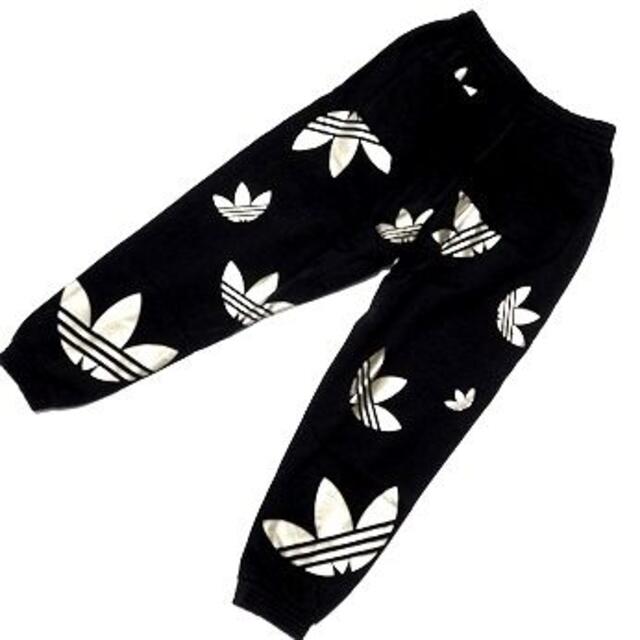 adidas(アディダス)の新品 アディダスオリジナルス スウェットパンツ 黒×金 Mサイズ 裏起毛 メンズのパンツ(その他)の商品写真