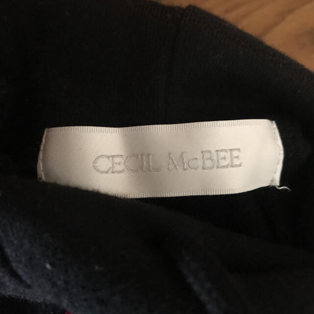 CECIL McBEE(セシルマクビー)のセシルマクビー　バービー コラボ レディースのトップス(パーカー)の商品写真