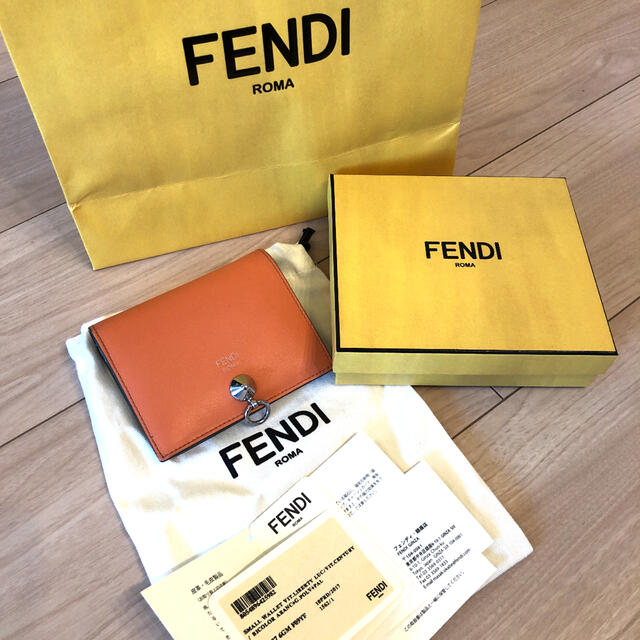 FENDI - フェンディ 2つ折り財布 オレンジ×ベージュ バイカラー ...